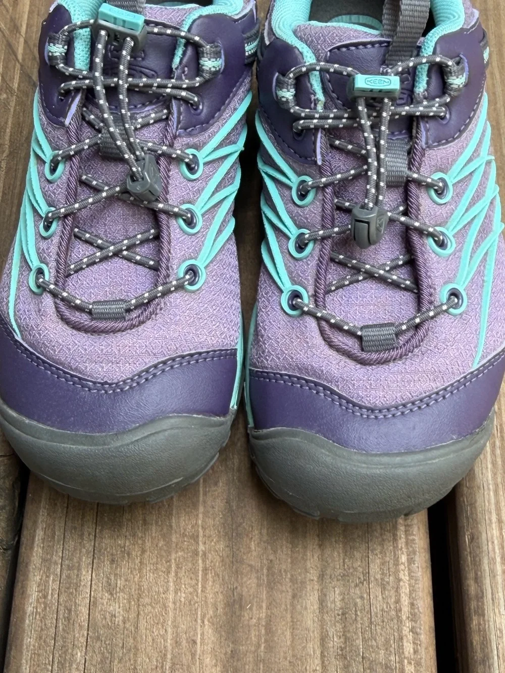 Keen Shoes Kid's Sneakers Chandler CNX Waterproof Size 2 Girl's